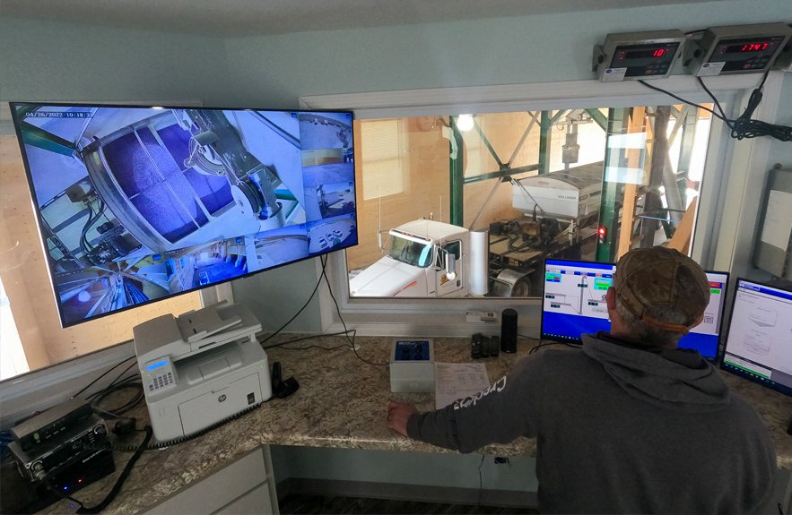 Dry+Fertilizer+Automation