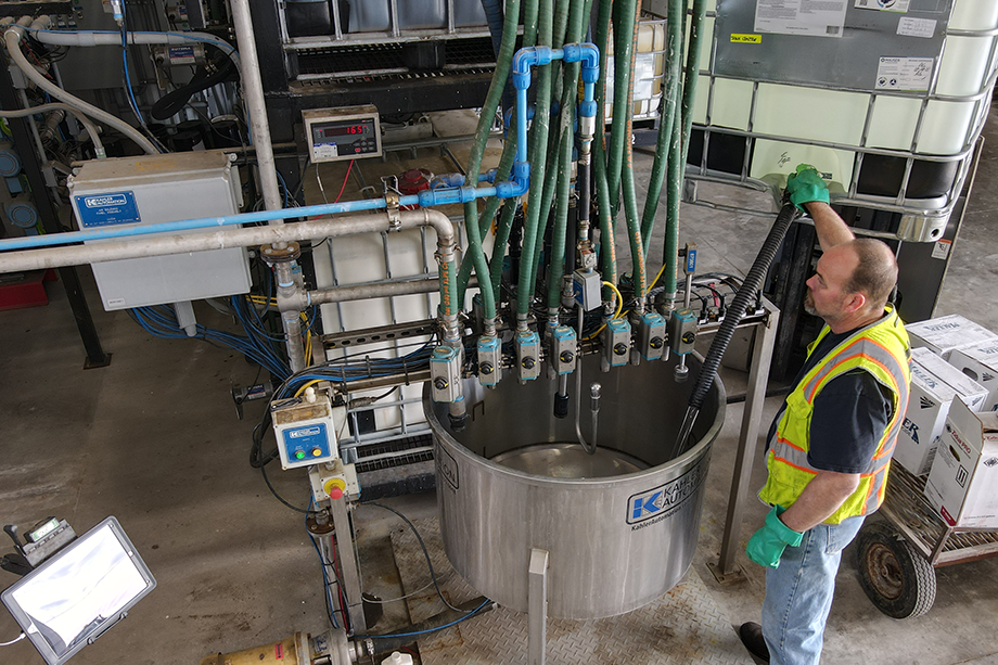 Liquid tank pump valve panel interior handadd people